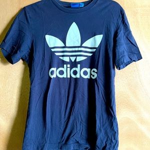 Adidas T-Shirt